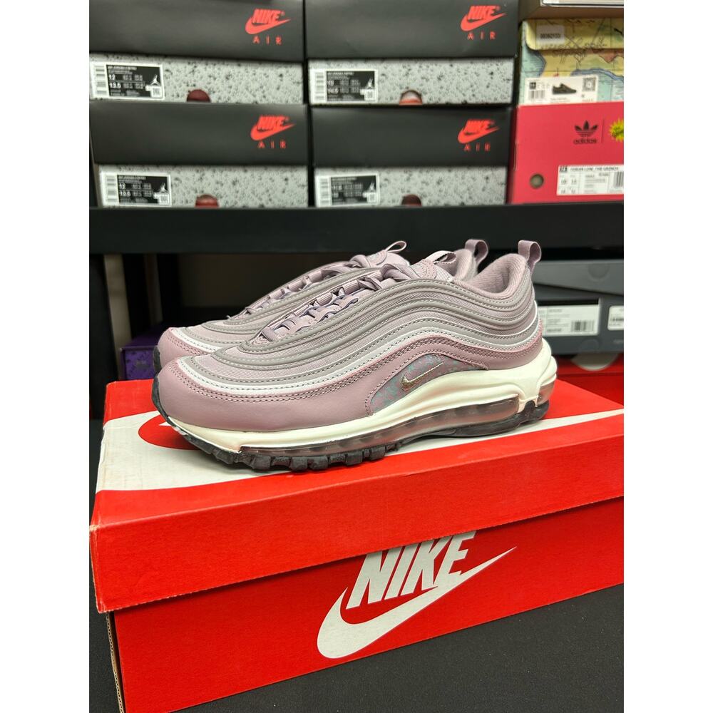 Nike Air Max 97 (W) Plum Fog /$170 Retail! / Size 7.5 / Brand New
